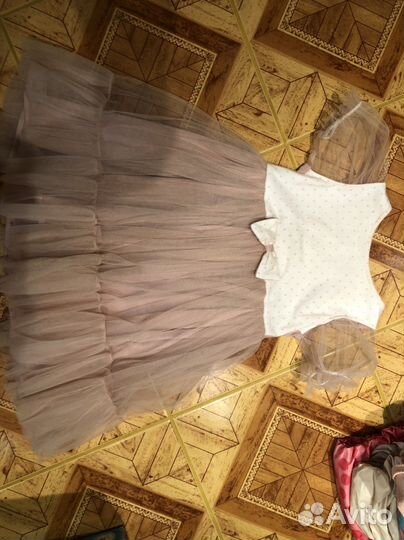 Вещи на девочку пакетом 92-98 платья, куртки