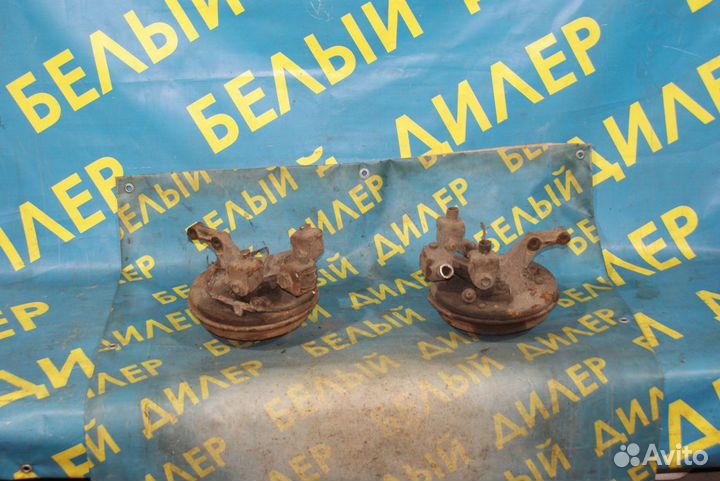 Кулак задний Suzuki Baleno