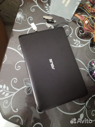Ноутбук asus