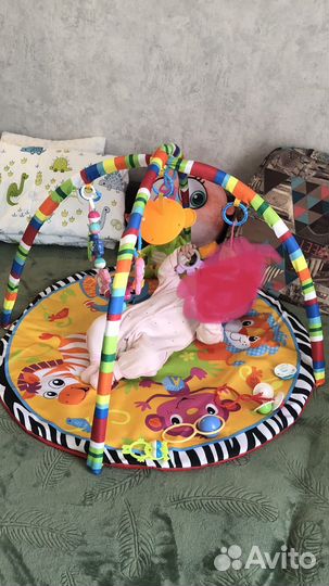 Развивающий коврик для малышей