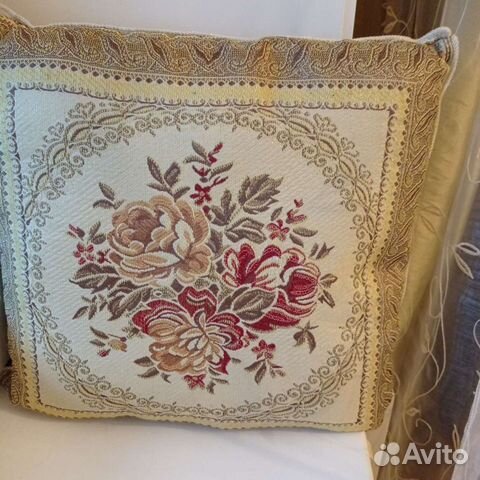 Подушка гобеленовая винтажная (думочка для дивана)