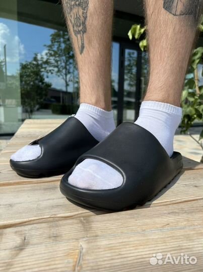 Тапки adidas yeezy slide мужские черные