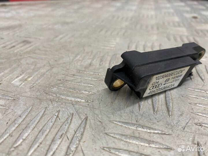 Б/У датчик удара air bag (аир баг) передний правый