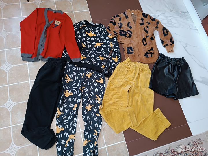 Спортивный костюм,штаны,кофты для девочки 146-152