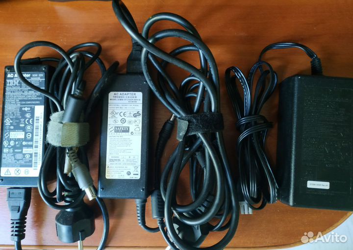 Блоки питания на запчасти 3 штуки