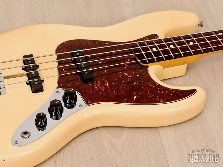 Бас-гитара Fender American Vintage 1962 Jazz Bass