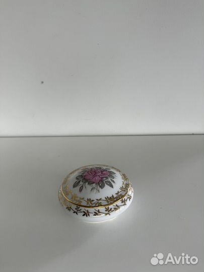 Старинная шкатулка