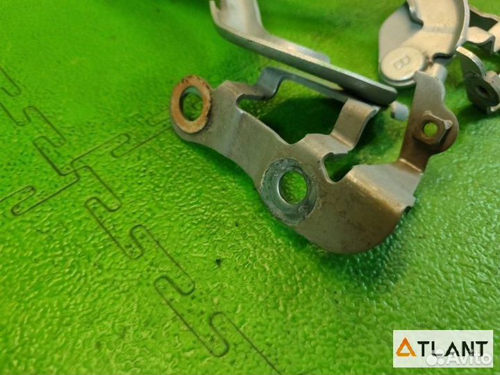 Петля капота mitsubishi pajero mini