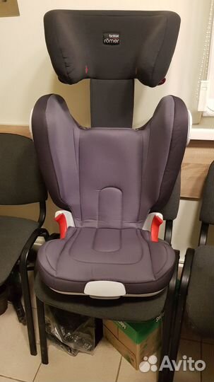 Детское автомобильное кресло britax romer Isofix