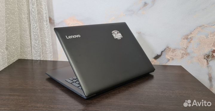 Lenovo/Nvidia MX150/Core i3