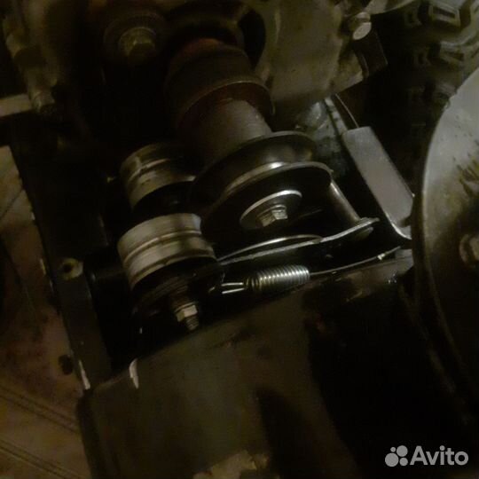 Снегоуборщик бензиновый