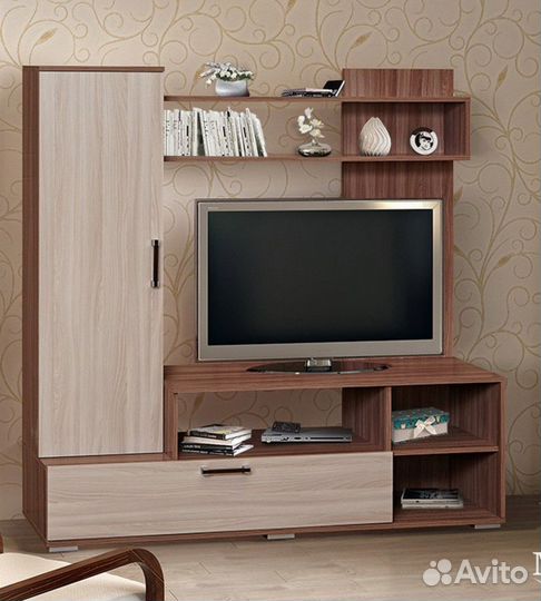 Стенка горка в гостиную. В наличии