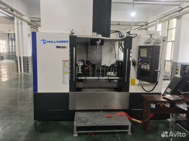 Вертикальный фрезерный обрабатывающий центр с чпу