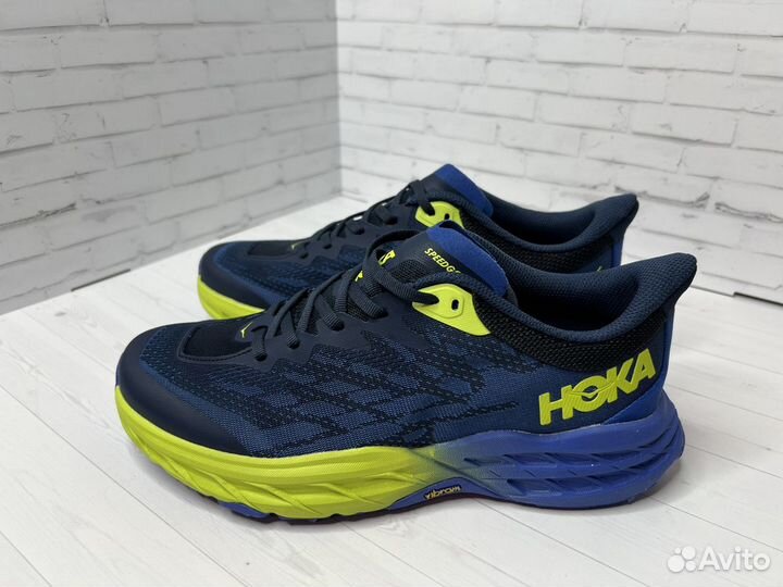 Кроссовки Hoka speedgoat 5 wite