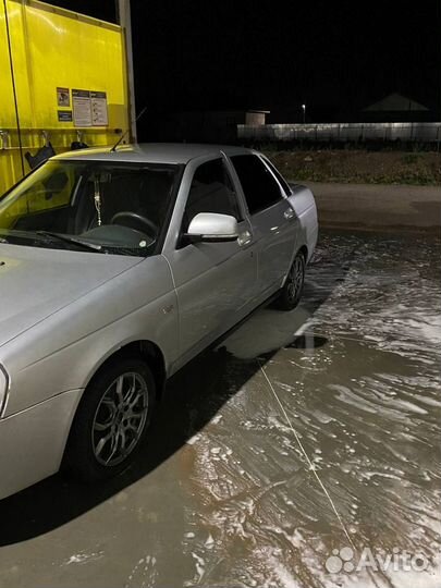 LADA Priora 1.6 МТ, 2011, 200 000 км