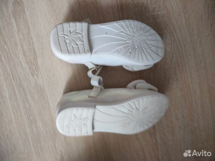 Туфли для девочки 27 размер