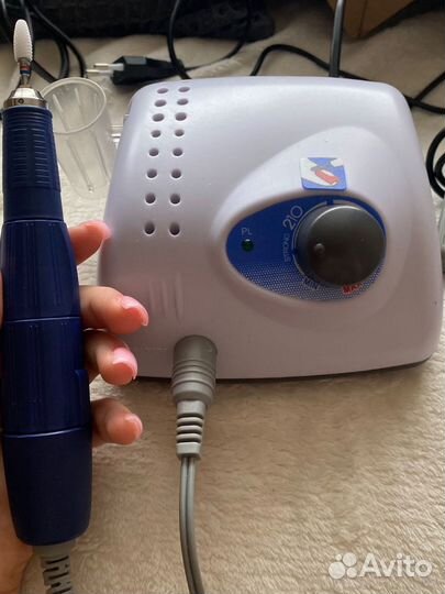 Аппарат для маникюра и педикюра
