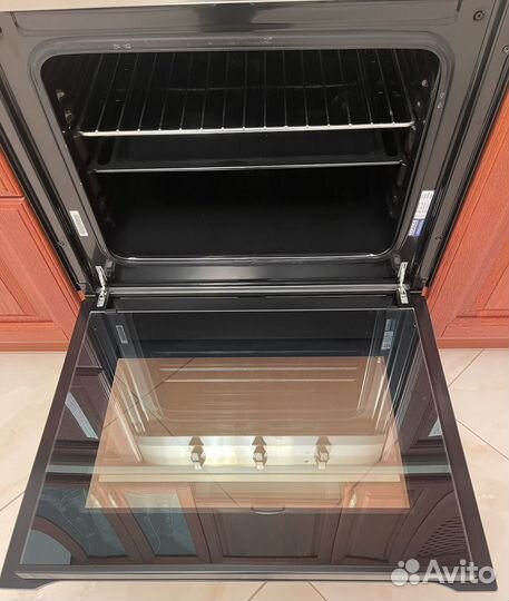 Духовой шкаф новый hotpoint-ariston