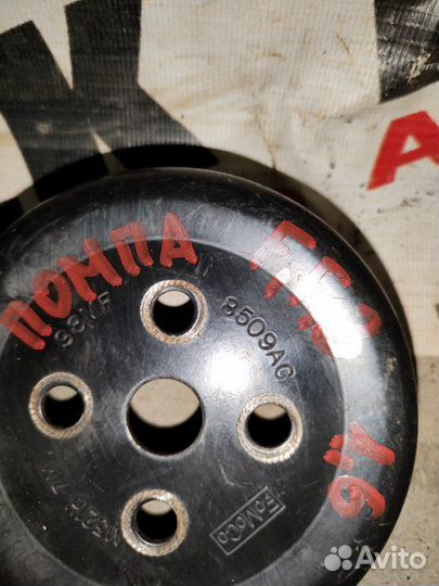 Шкив помпы Ford Focus 3 2011