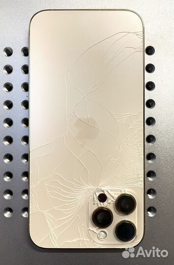 Замена заднего стекла iPhone