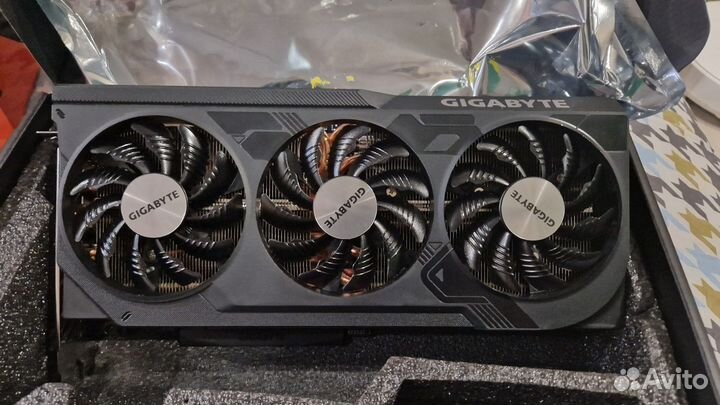 Видеокарта RTX 4070ti gigabyte