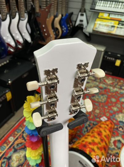 Походная гитара