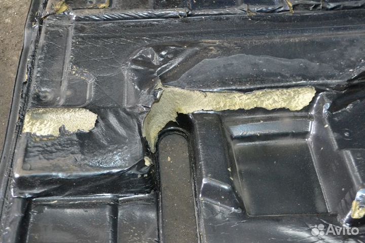 Шумоизоляция под кабину mercedes-benz Actros MP4 1