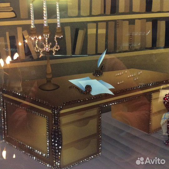 Картина из кристаллов Сваровски «Кабинет». Ручная