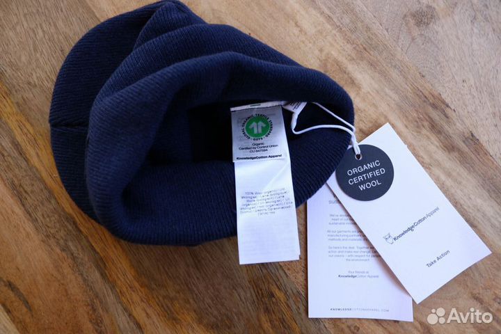 Шапка Knowledge Германия оригинал.Новая