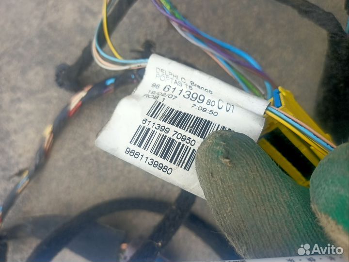 Проводка двери задняя правая Peugeot 307