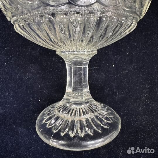 Ваза на ножке старинная стекло редкость креманка