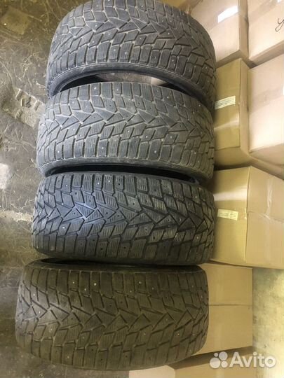 Dunlop SP Winter Ice02 255/35 R20 97