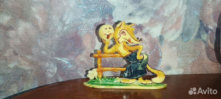 Игрушки,колкий пластик