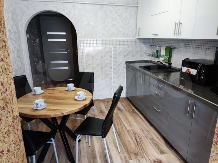 2-к. квартира, 50 м², 1/5 эт.