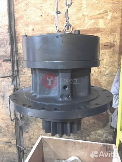 Редуктор поворота Hyundai R210W-9MH 31Q6-10140