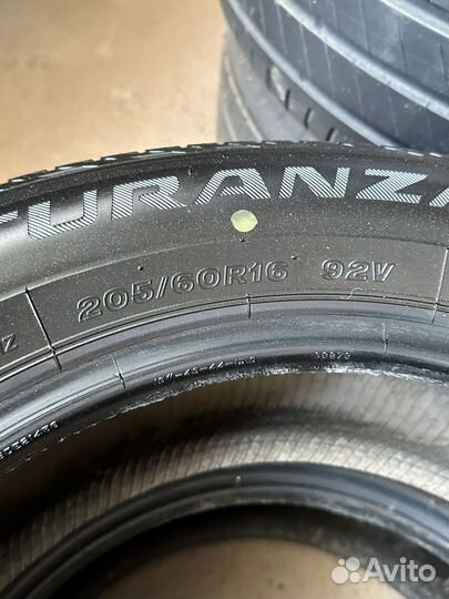 Bridgestone Turanza T001 205/60 R16 92V