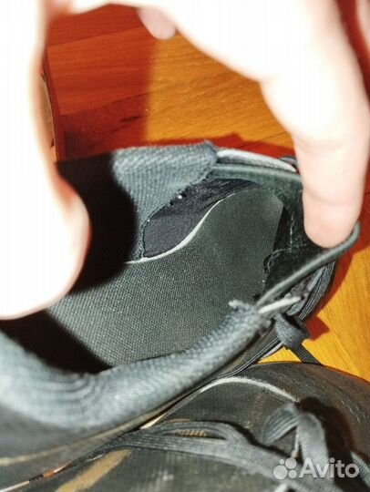 Футбольные бутсы сороконожки Nike phantom venom