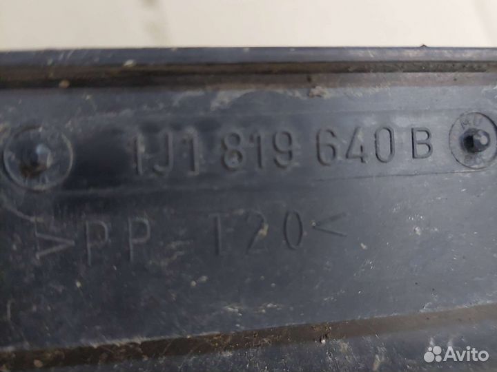 Корпус салонного фильтра Volkswagen Bora A4 Golf 4