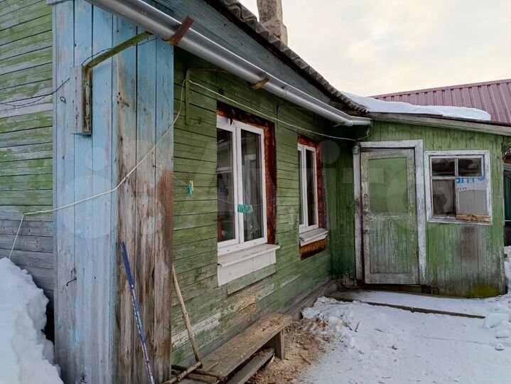 Дом 36,4 м² на участке 6,48 га