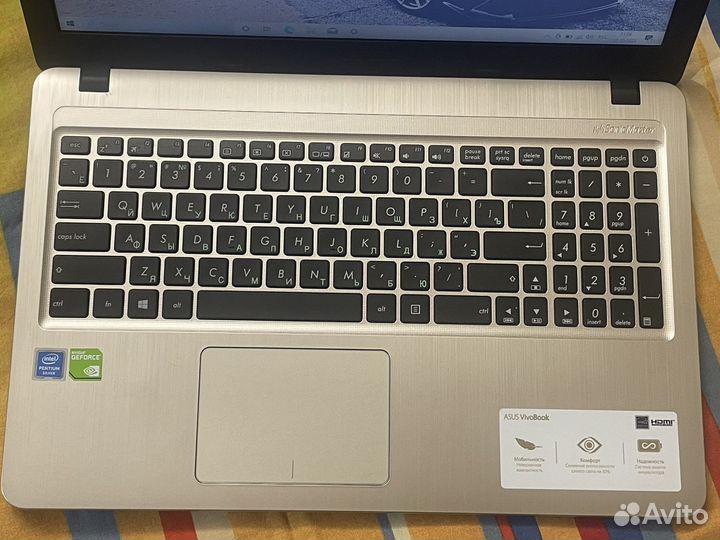 Ноутбук Asus F540M