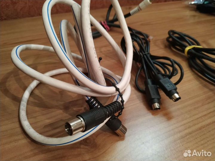 Кабели, провода