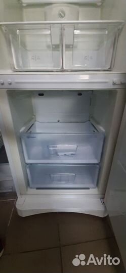 Холодильник indesit total NO frost