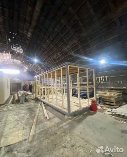 Продаем бытовки бу с окнами