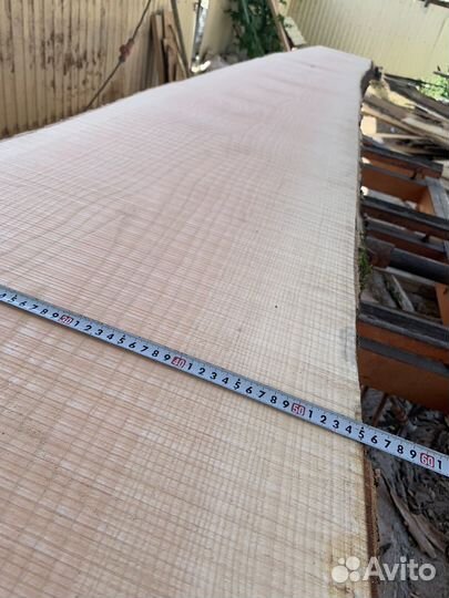 Доска необрезная сухая ясень