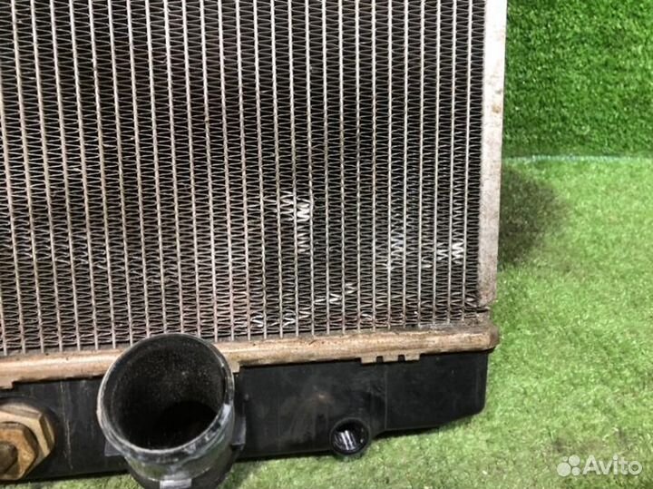 Радиатор охлаждения Toyota Land Cruiser 200 (2015