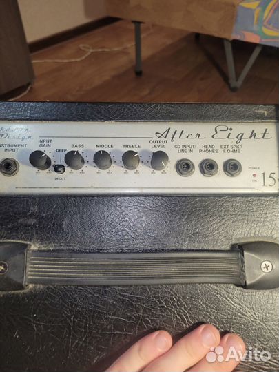 Гитарный комбоусилитель