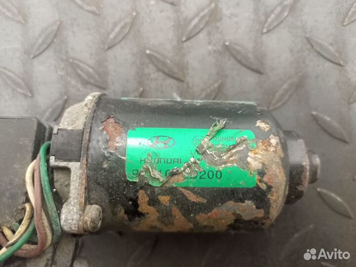 Моторчик стеклоочистителя Hyundai Elantra