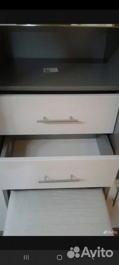 Шкаф с зеркалом