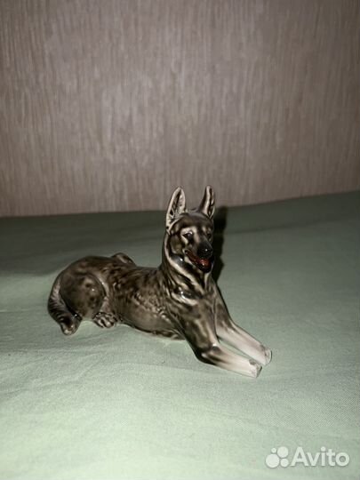 Статуэтка СССР фарфоровая собака