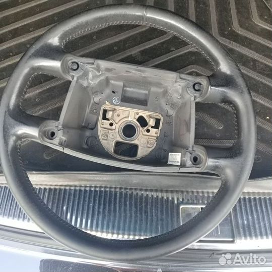 Руль на volkswagen touareg 1